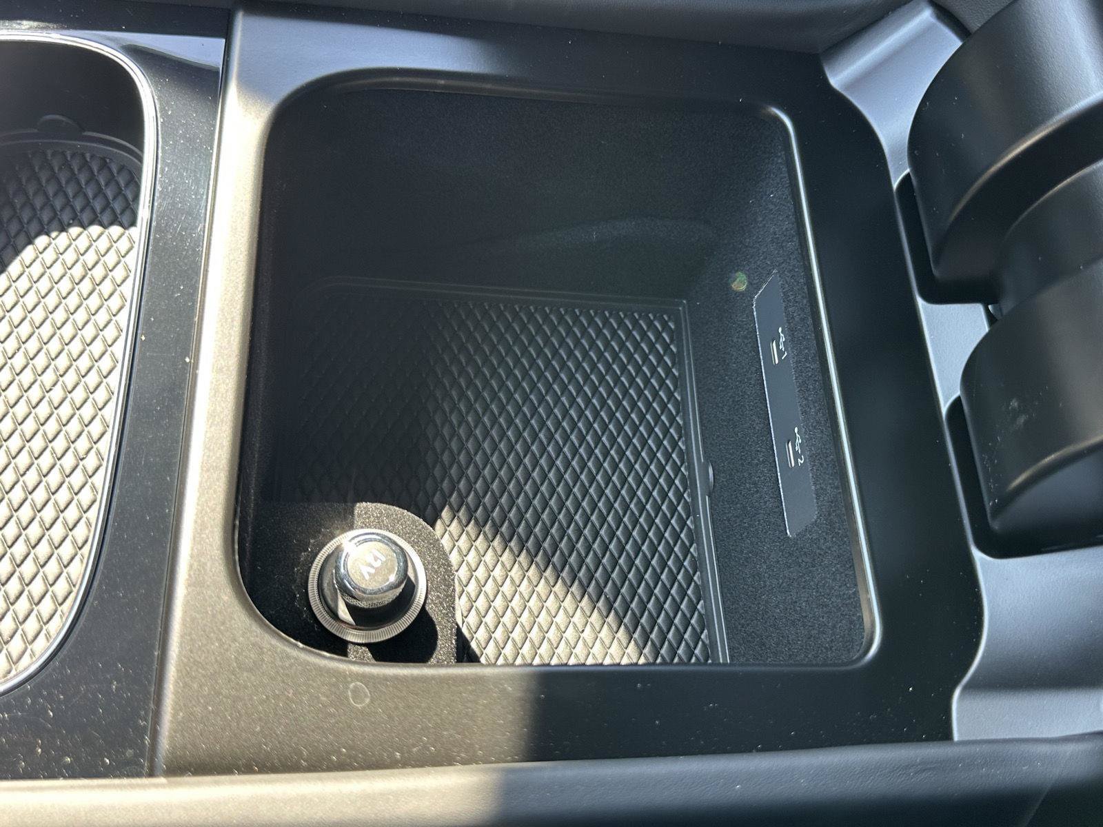 New 2027 Bentley Bentayga AWD/4WD image 46