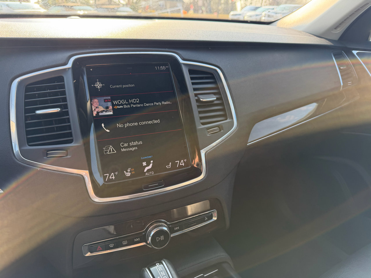 Used 2019 Volvo XC90 T6 Momentum w/ Protection Package Premier image 13