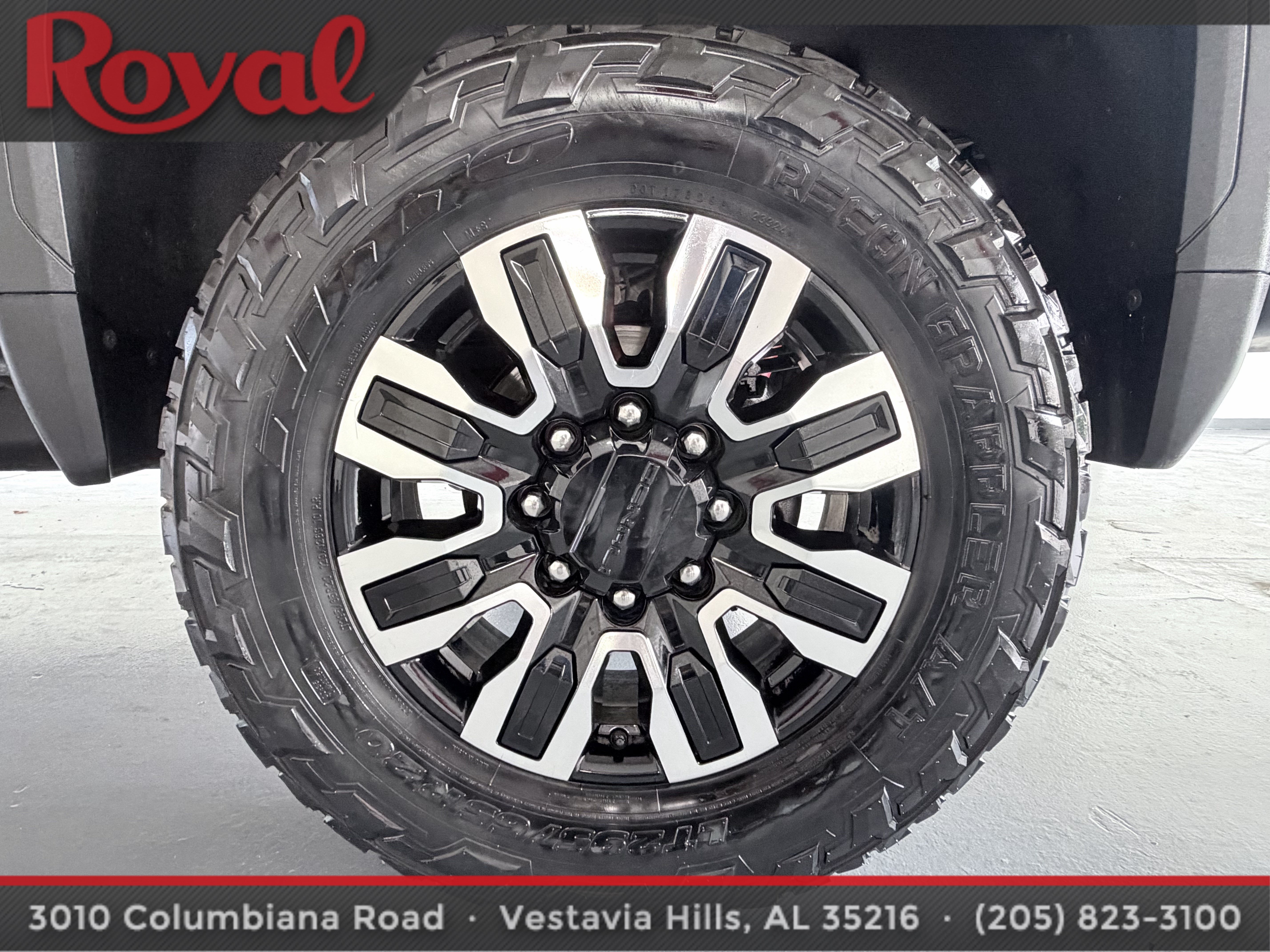 Used 2025 GMC Sierra 2500 Denali Ultimate w/ Max Trailering Package AWD/4WD image 7