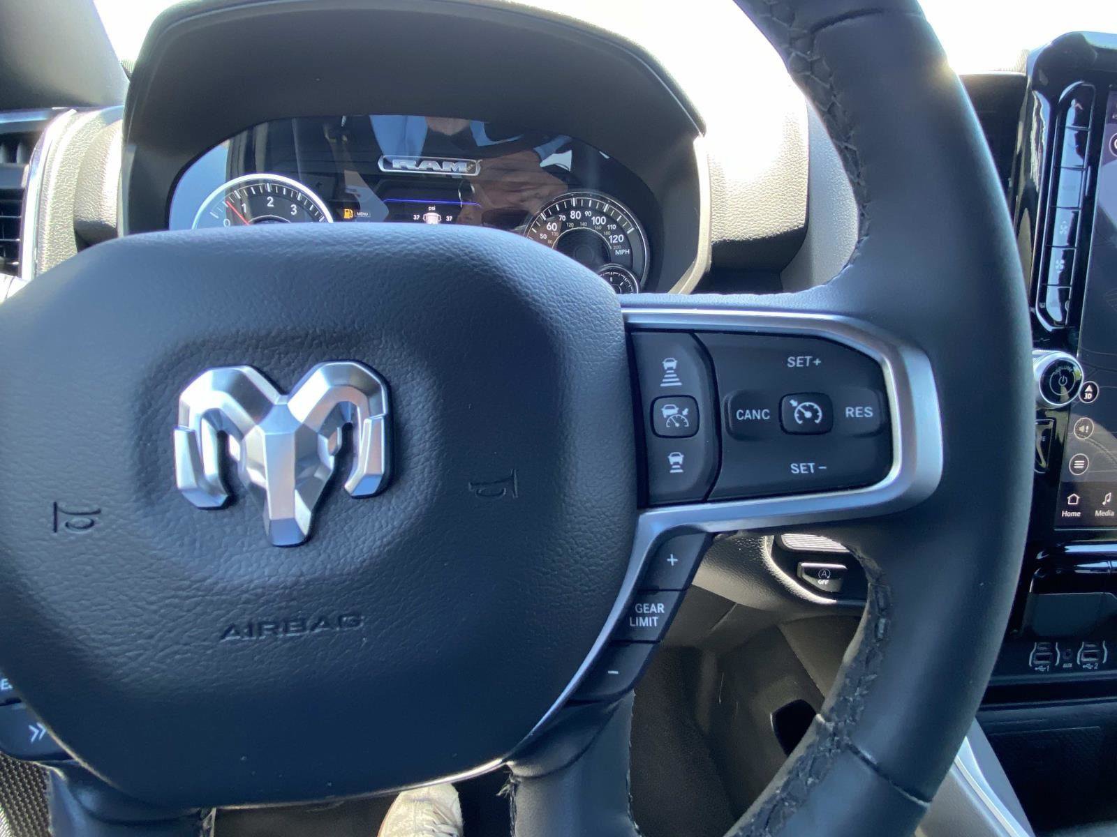 Used 2025 RAM 1500 Big Horn RWD image 42