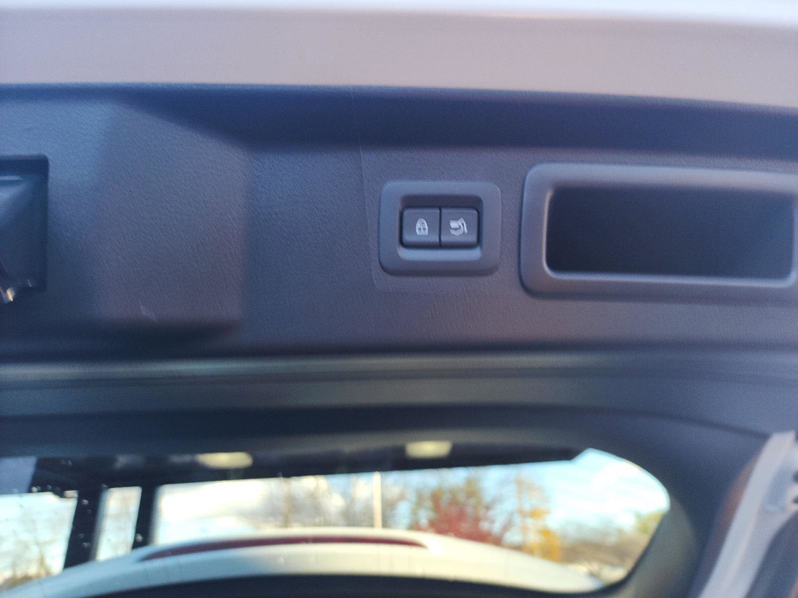 Certified 2025 MAZDA CX-50 AWD 2.5 Hybrid w/ Weather Package image 12