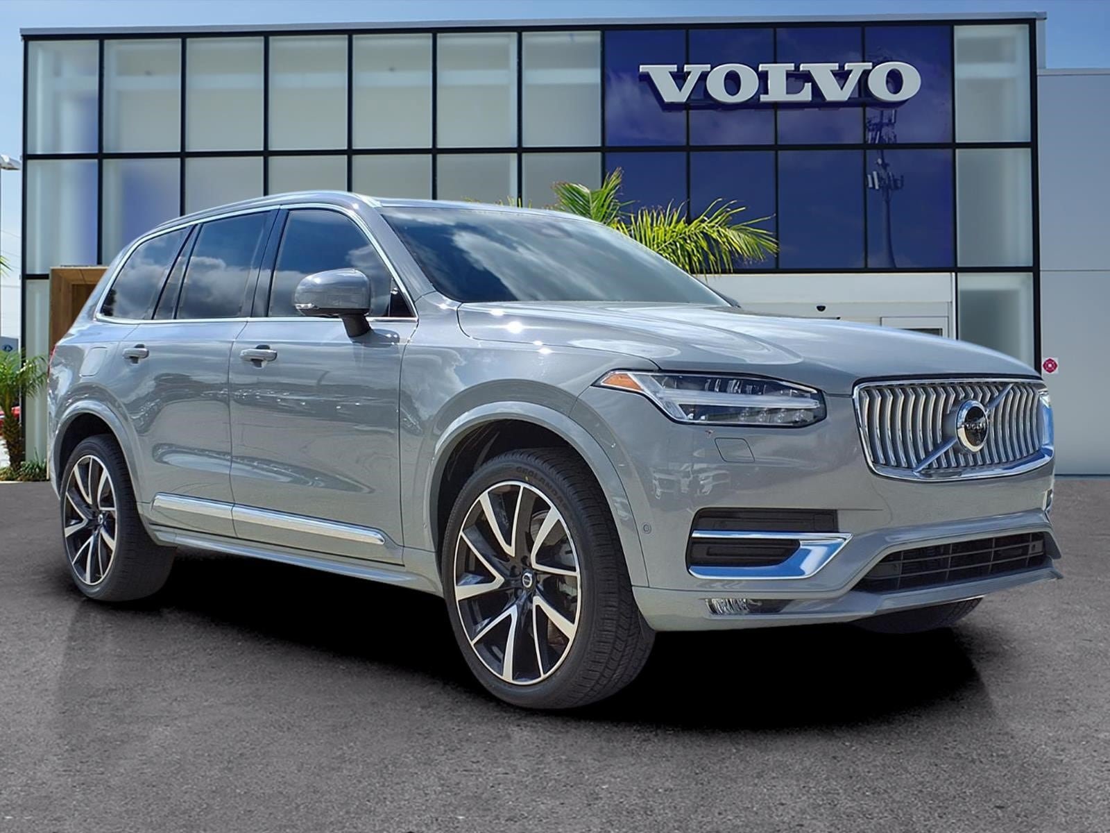 Certified 2024 Volvo XC90 B6 Plus w/ Protection Package Premier