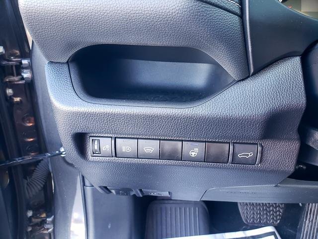 Used 2023 Toyota RAV4 XLE image 13