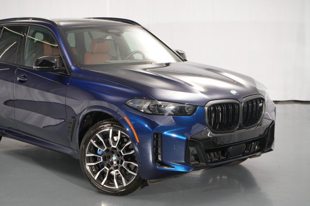 Used 2025 BMW X5 M60i AWD/4WD image 11