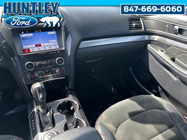 Used 2019 Ford Explorer XLT w/ Equipment Group 202A image 16