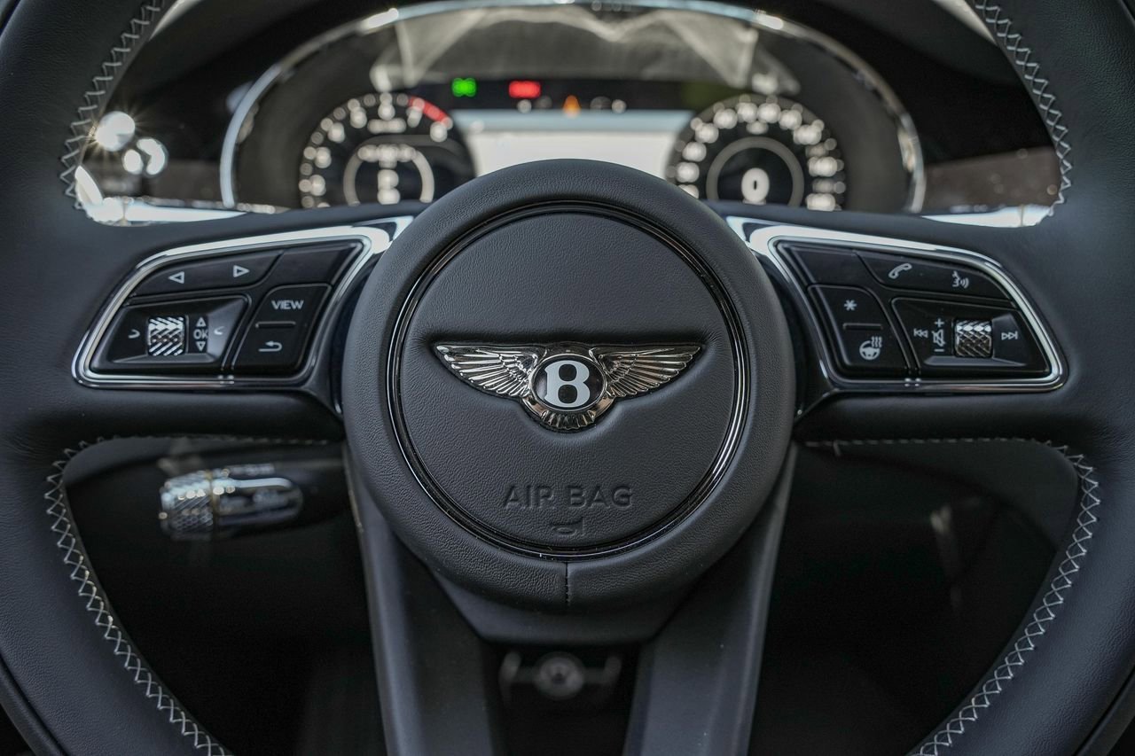 New 2025 Bentley Flying Spur Plug-In Hybrid AWD/4WD image 26