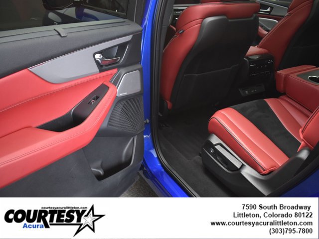 Used 2025 Acura MDX A-Spec image 23