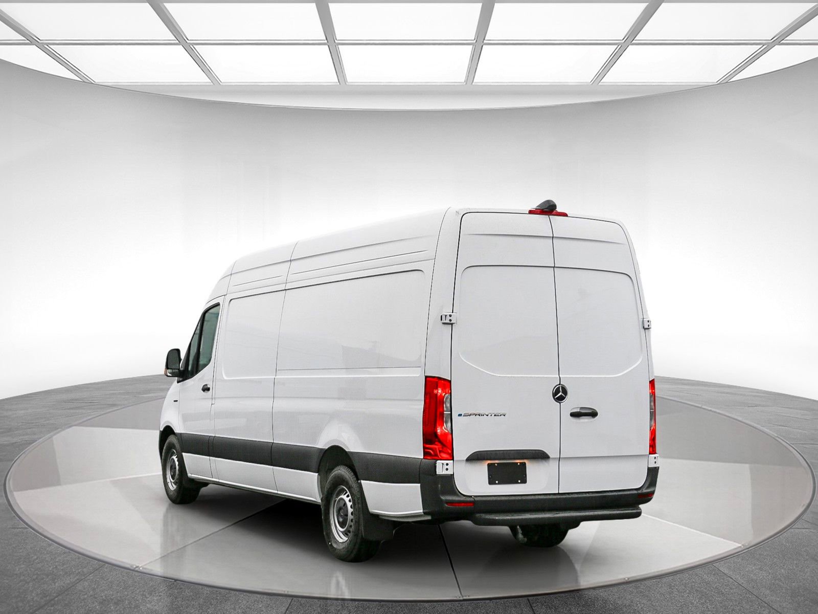 New 2024 Mercedes-Benz eSprinter 170 Cargo image 2