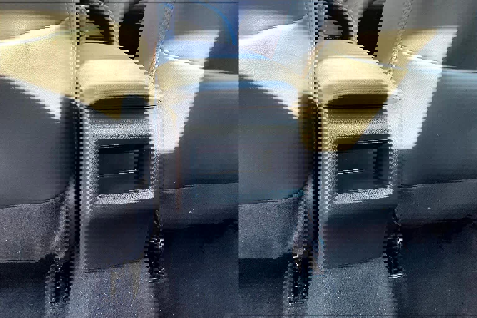 Used 2023 Toyota Camry SE image 33