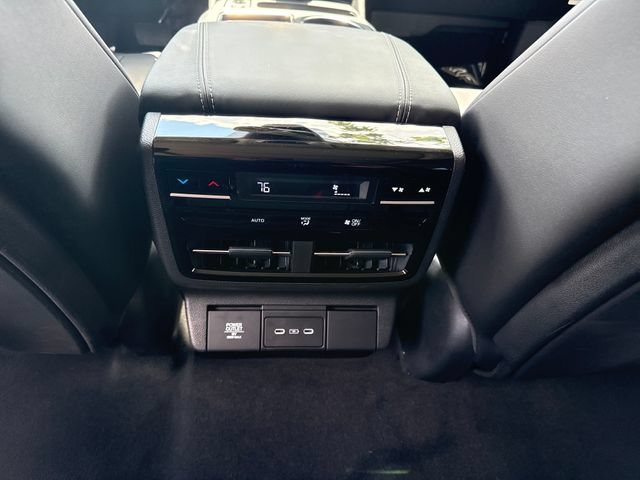 Certified 2026 Acura MDX w/ Technology Package AWD/4WD image 15