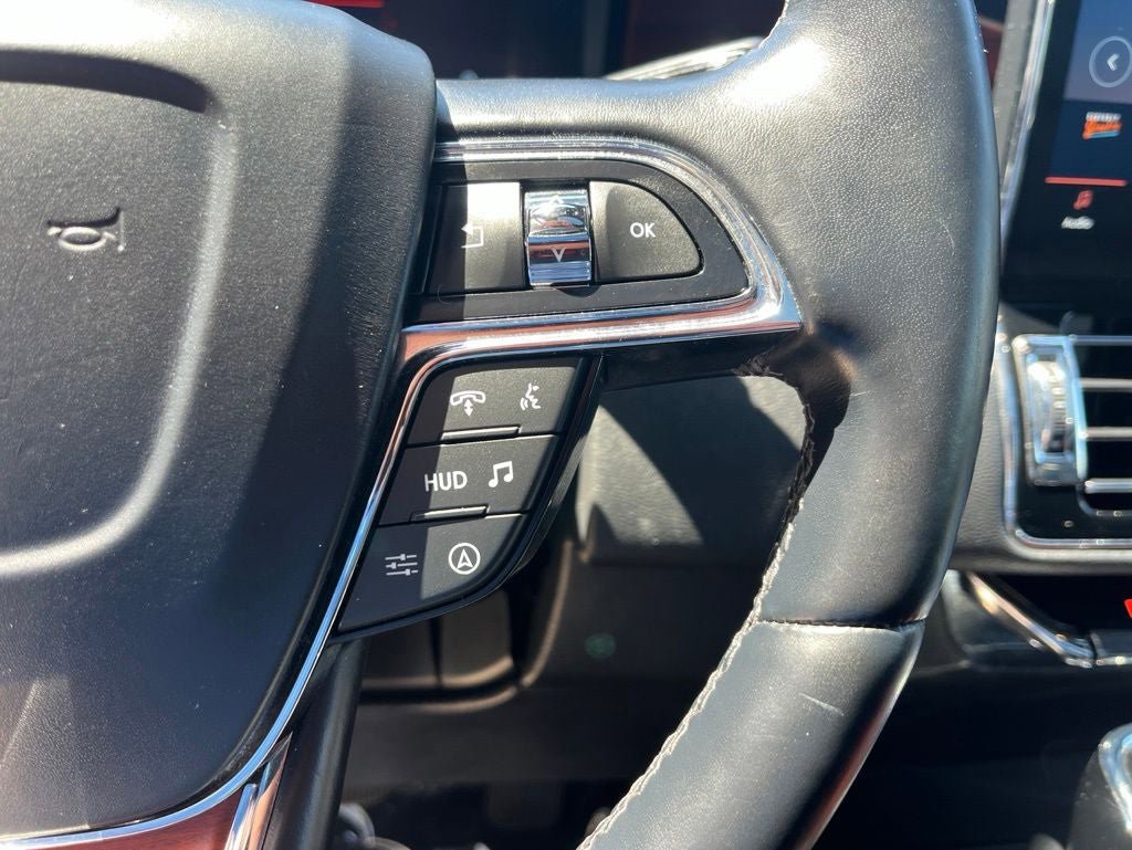 Used 2022 Lincoln Navigator L Reserve AWD/4WD image 29