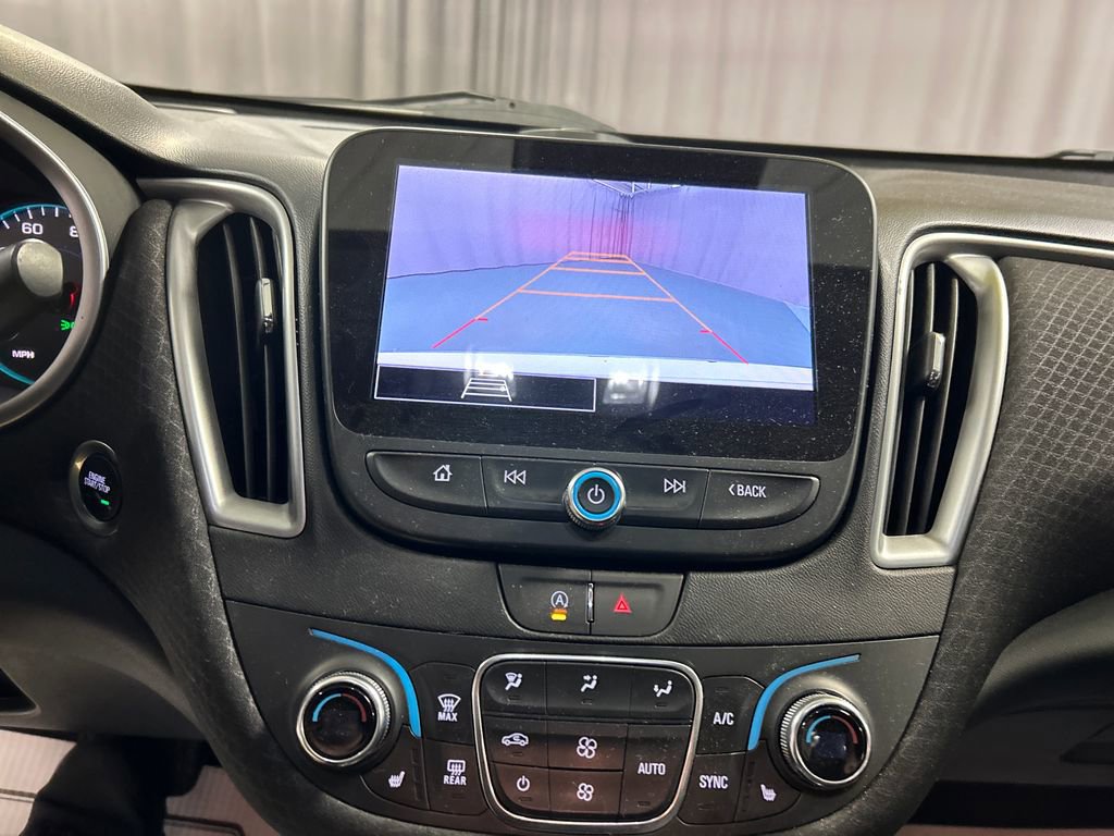 Used 2024 Chevrolet Malibu LT w/ Sport Edition image 18