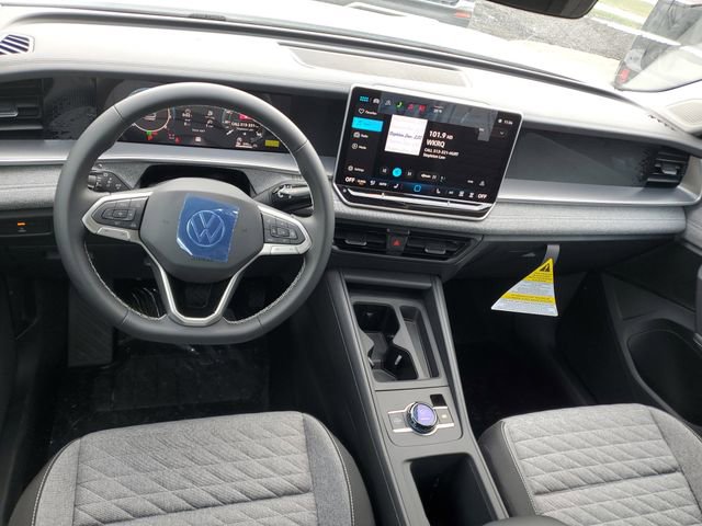New 2026 Volkswagen Tiguan S image 9