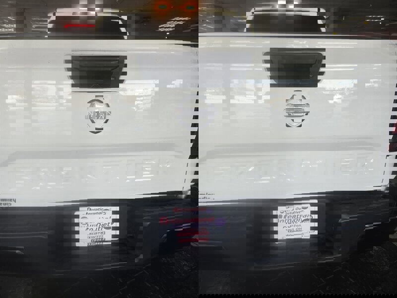 Used 2022 Nissan Frontier S image 31