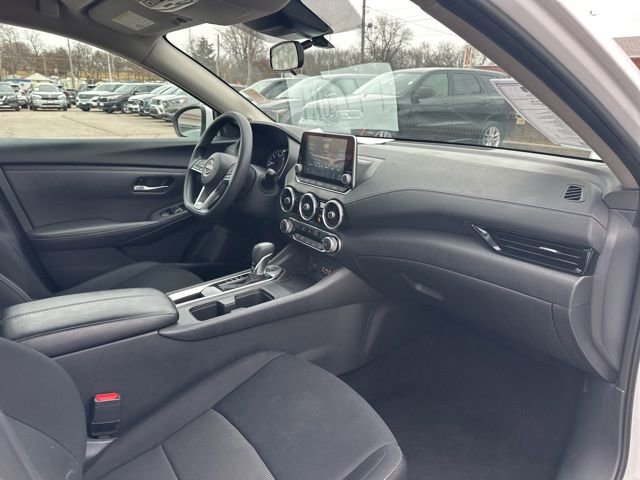 Used 2024 Nissan Sentra SV image 23
