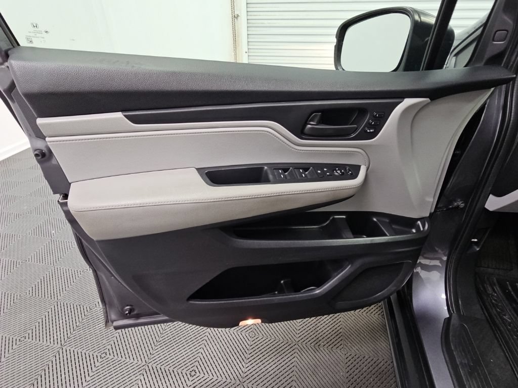 Used 2018 Honda Odyssey EX-L image 29