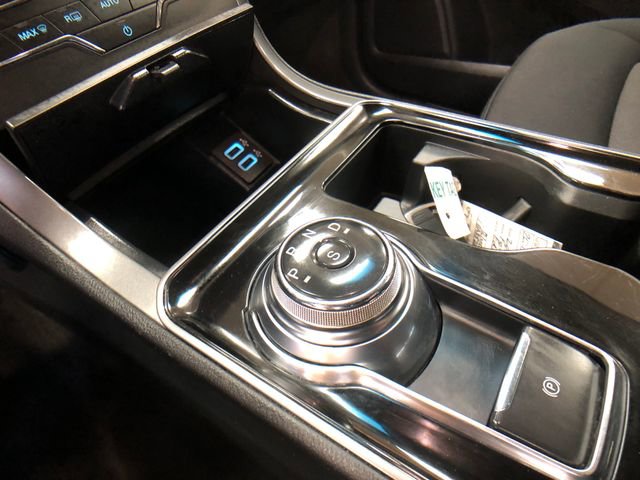 Certified 2020 Ford Edge SE image 22