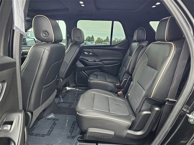 Used 2023 Chevrolet Traverse Premier w/ Redline Edition image 13