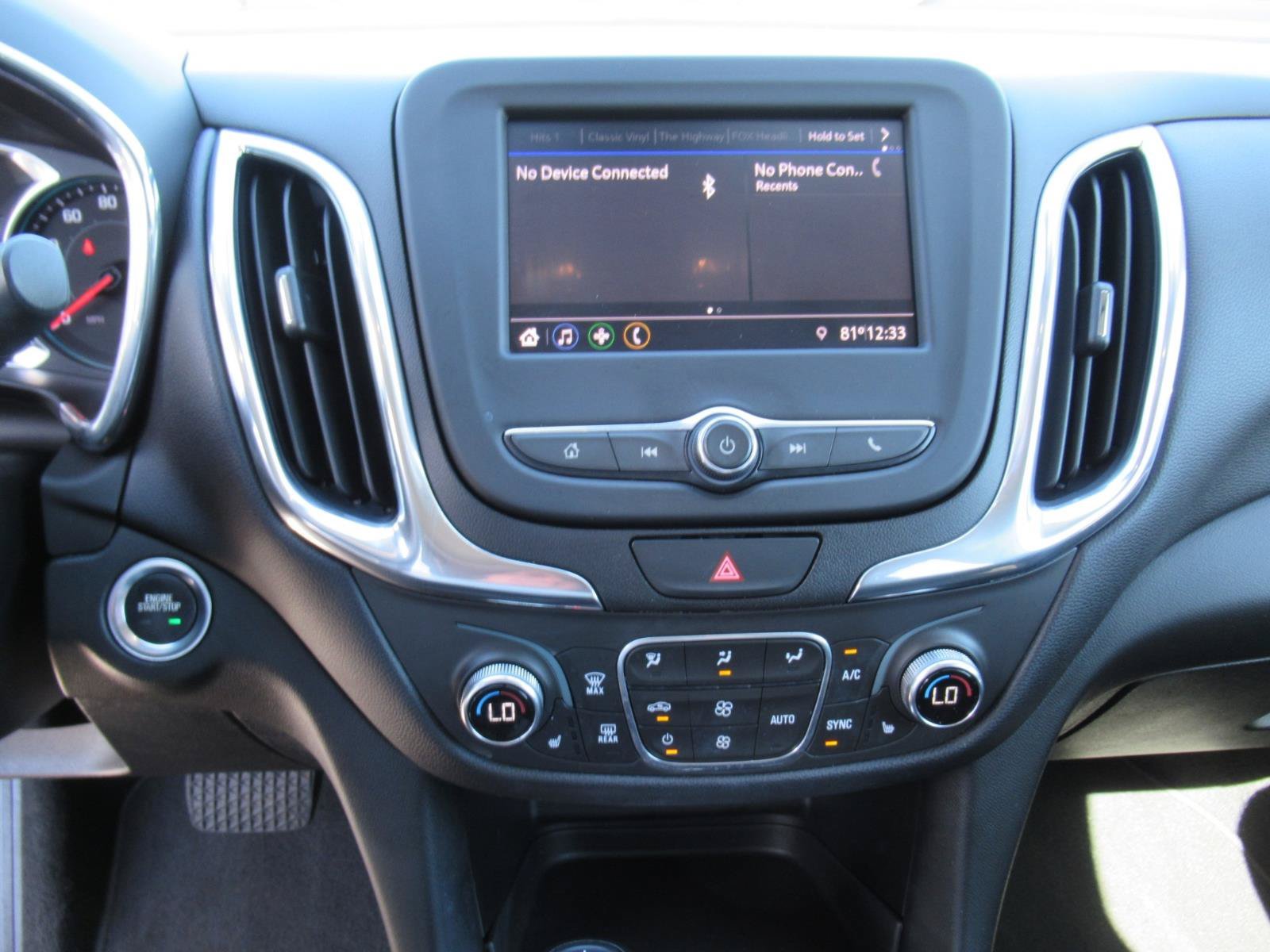 Used 2020 Chevrolet Equinox LT FWD image 26