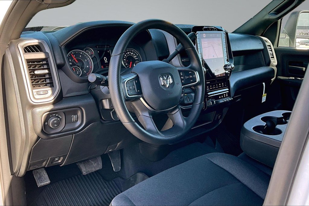 New 2026 RAM 3500 Tradesman AWD/4WD image 4