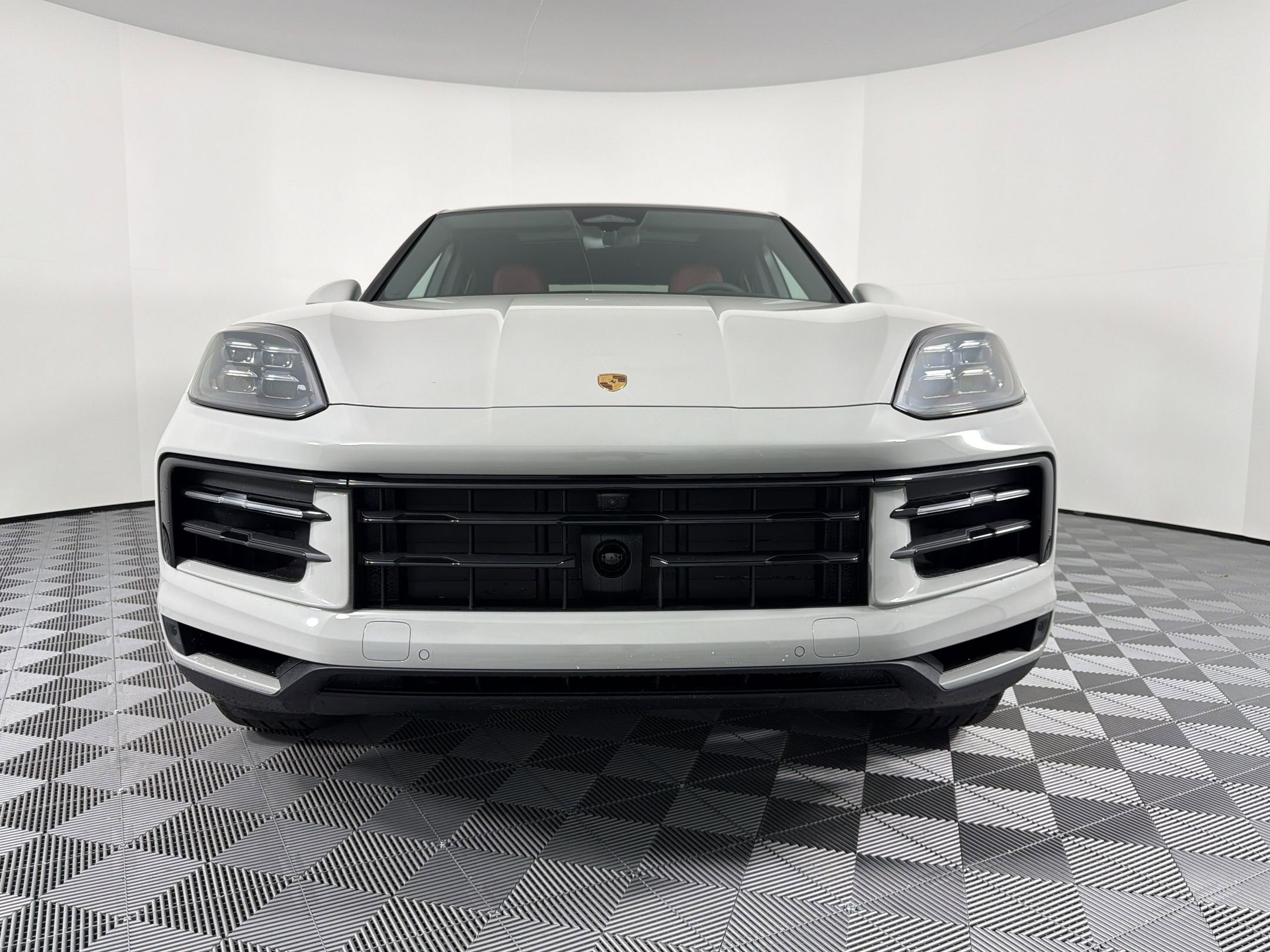 New 2026 Porsche Cayenne Coupe AWD/4WD image 13