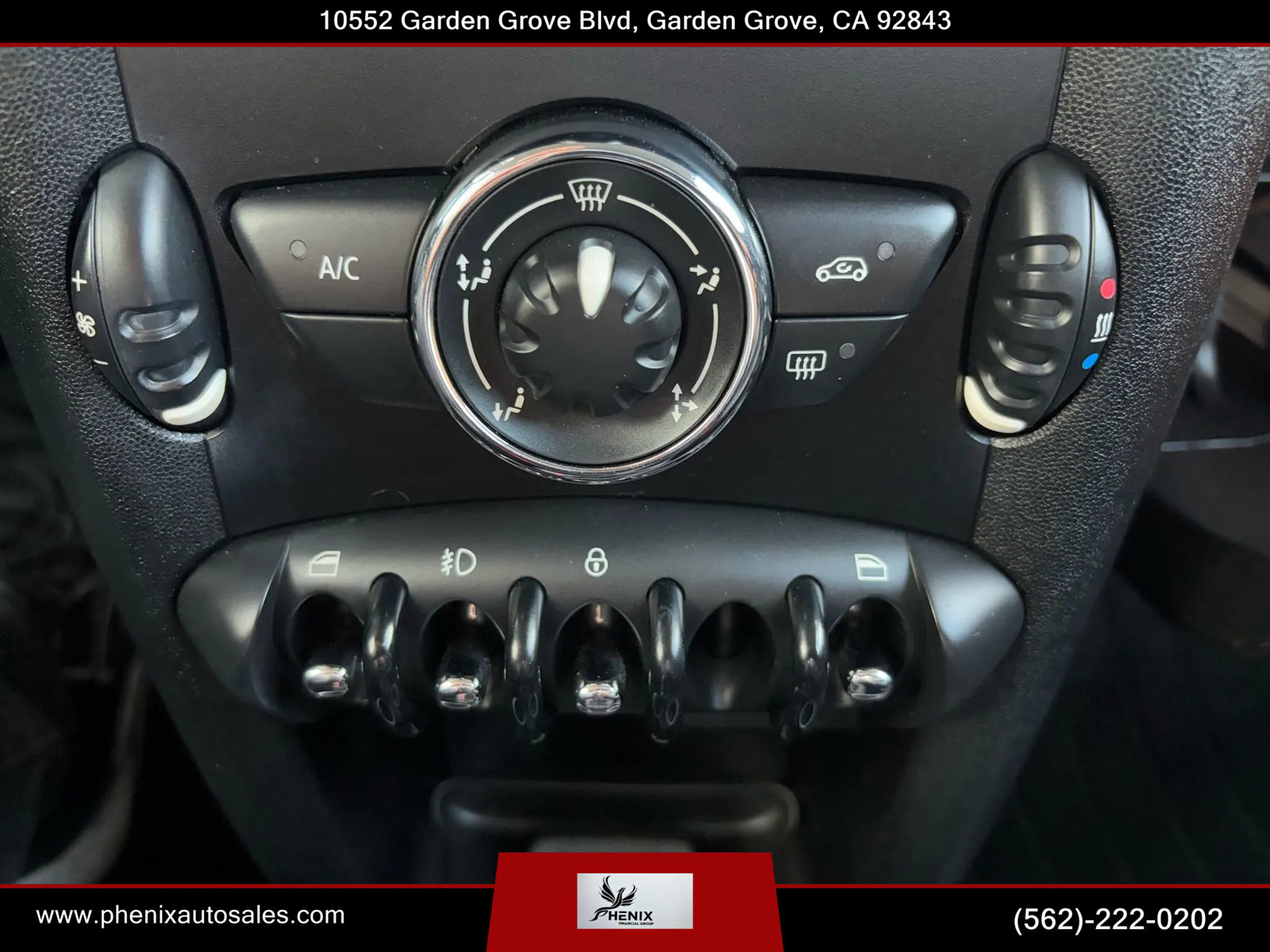 Used 2013 MINI Cooper S image 24