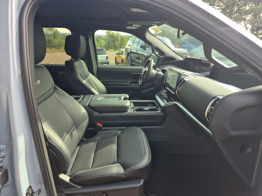 New 2027 Ford Expedition Max Platinum w/ Stealth Performance Package AWD/4WD image 28