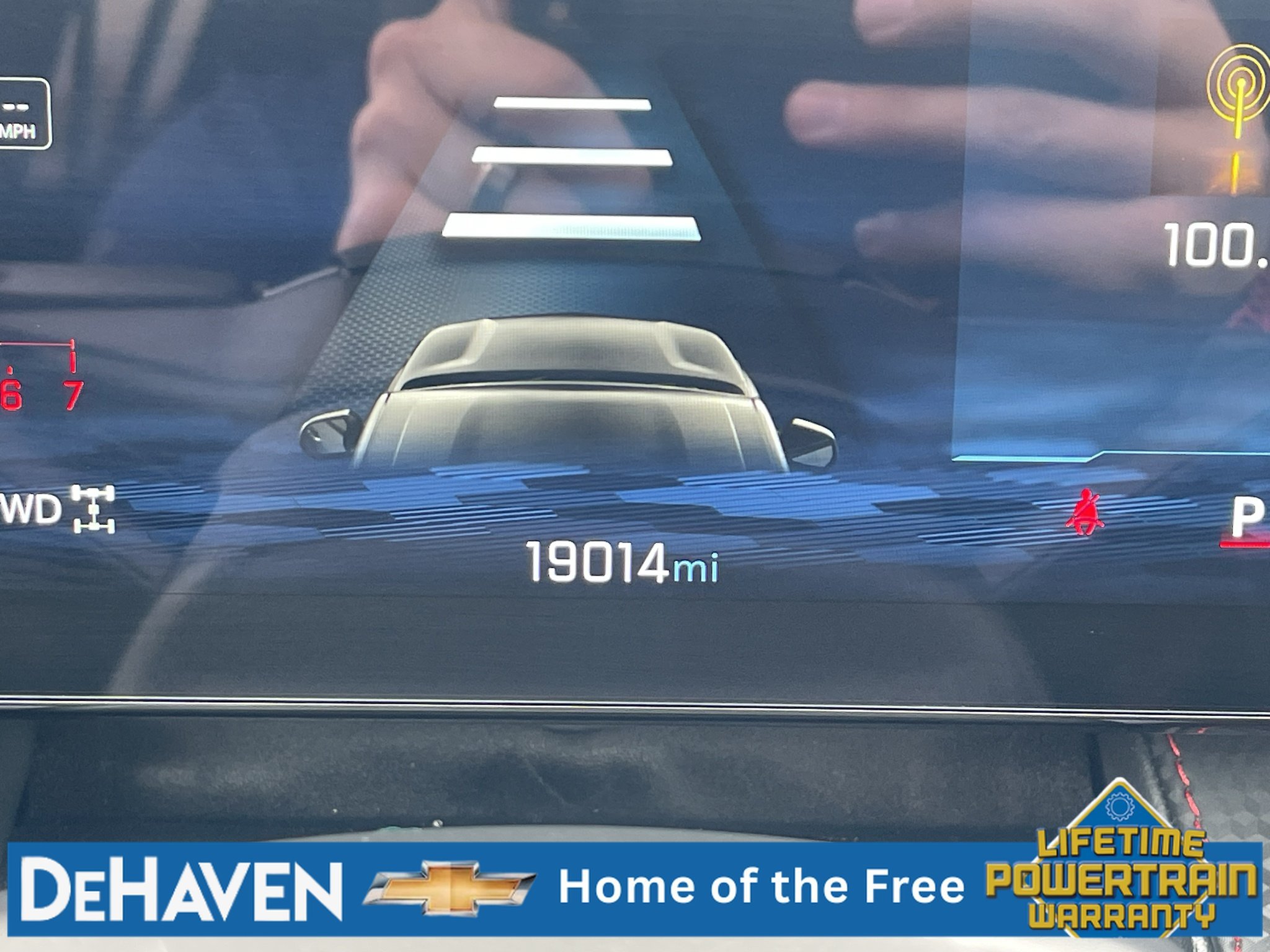 Used 2025 Chevrolet Equinox RS w/ Safety and Technology Package AWD/4WD image 13