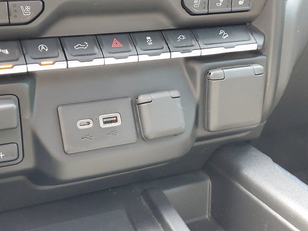 Used 2020 GMC Sierra 1500 AT4 w/ AT4 Premium Package AWD/4WD image 30