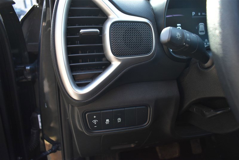 Used 2023 Kia Soul LX w/ LX Technology Package image 11