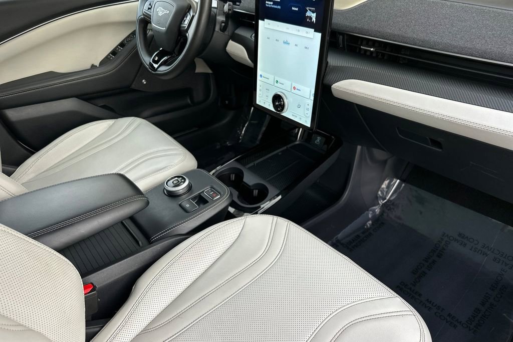 Used 2021 Ford Mustang Mach-E Premium image 14