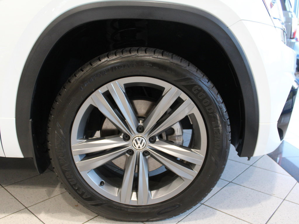 Used 2019 Volkswagen Atlas SEL R-Line image 11