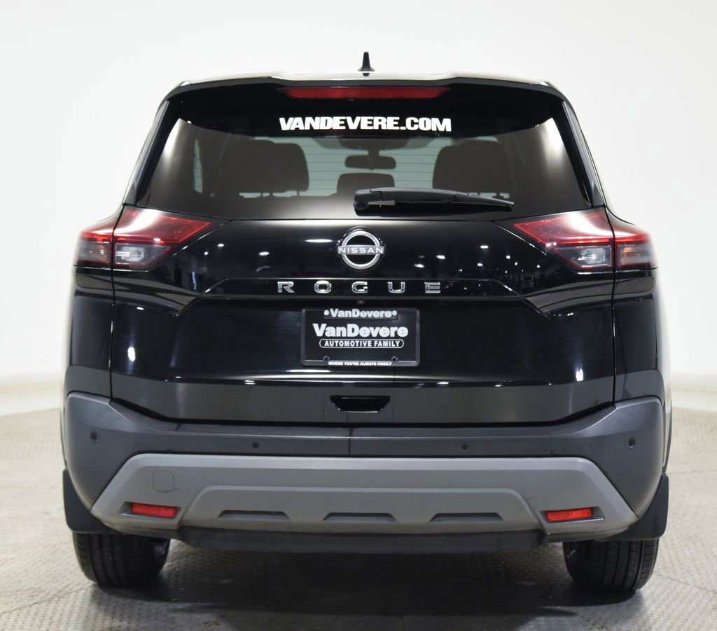 Used 2022 Nissan Rogue S image 10