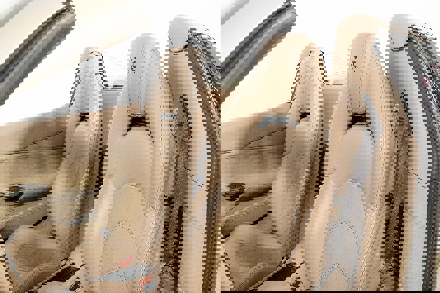 Used 2018 Ferrari 488 Spider image 33