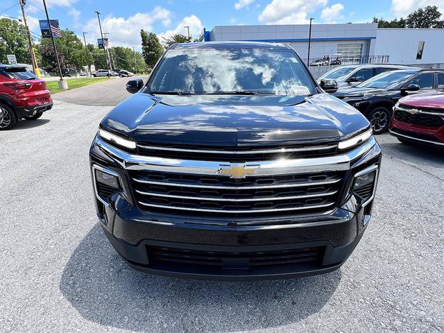 New 2026 Chevrolet Traverse LT w/ LPO, Floor Liner Package FWD image 9