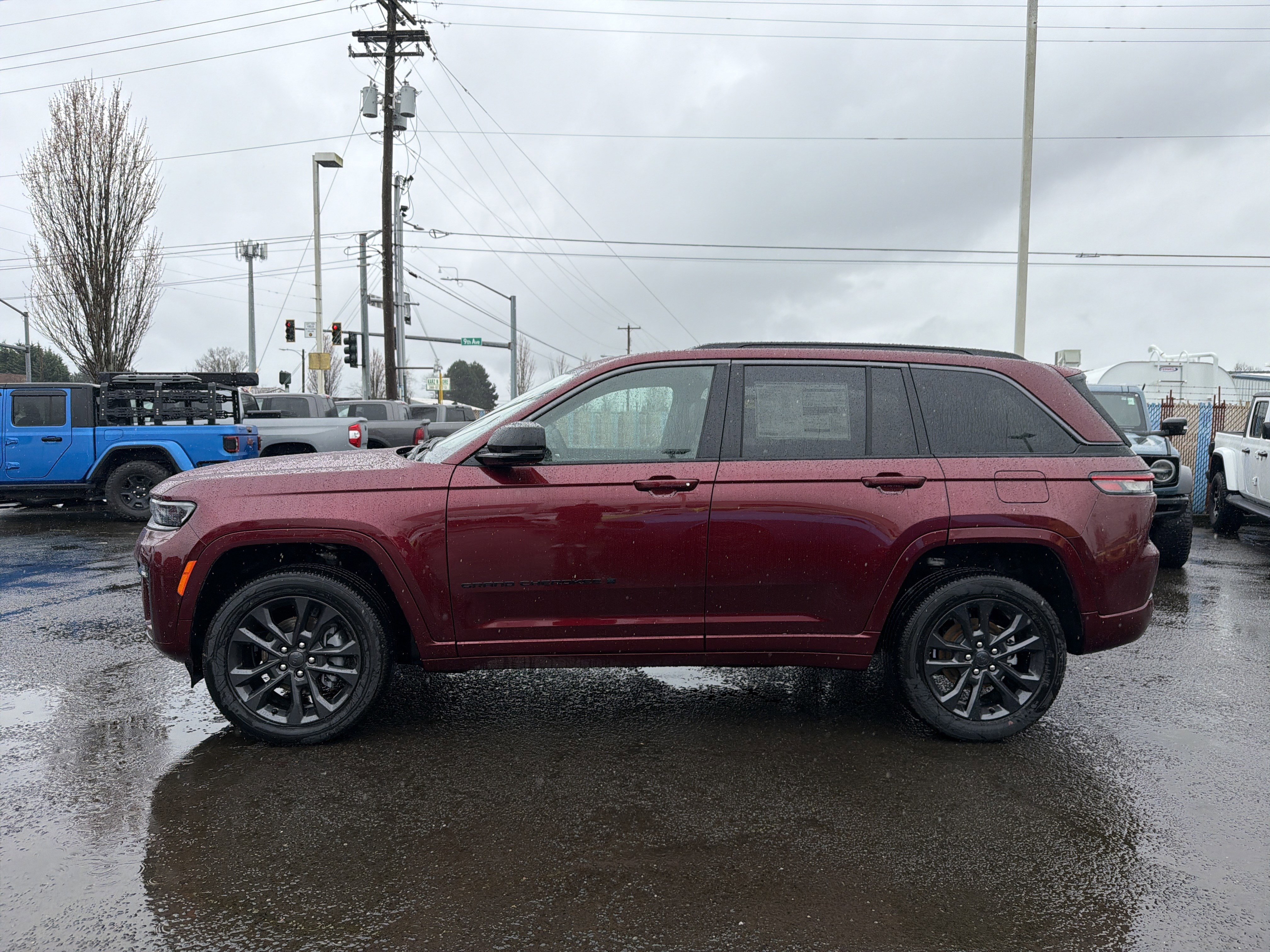 New 2026 Jeep Grand Cherokee Limited Reserve image 2