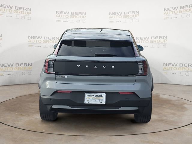 New 2026 Volvo EX30 Cross Country Ultra w/ Protection Package Premier AWD/4WD image 4