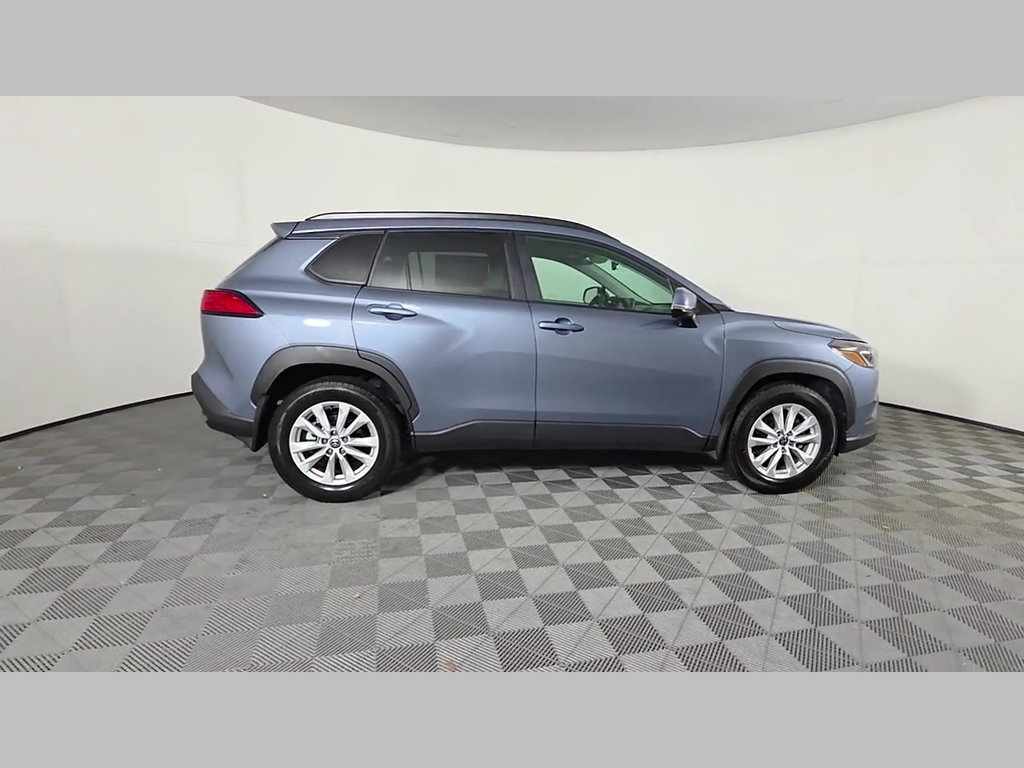 Used 2023 Toyota Corolla Cross LE FWD image 35