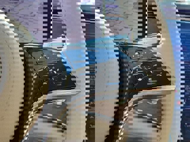 Used 2022 Mercedes-Benz EQS 450+ Sedan image 18