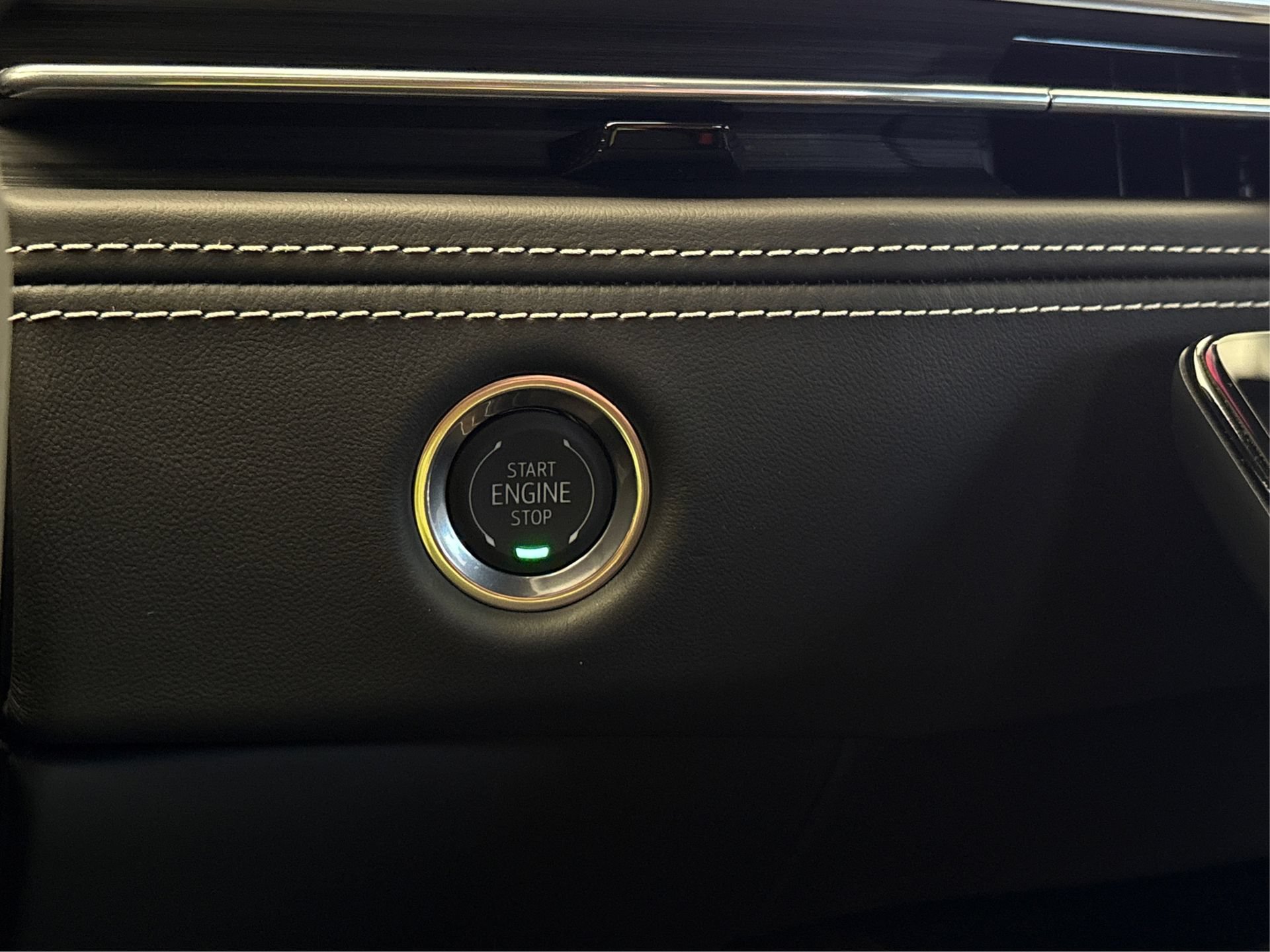 New 2026 Cadillac Escalade Platinum Sport AWD/4WD image 27