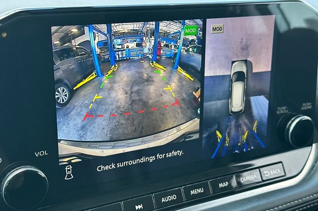 Used 2021 Nissan Rogue SL w/ Premium Package image 19