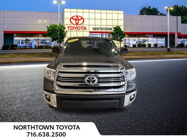 Used 2016 Toyota Tundra SR5 w/ SR5 Upgrade Package image 21