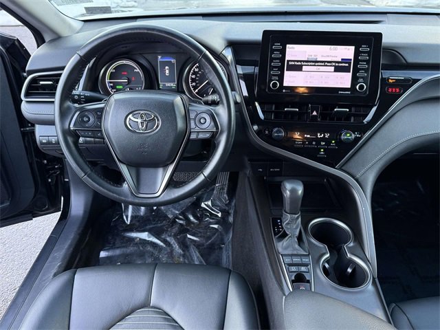 Used 2024 Toyota Camry SE w/ Convenience Package image 12
