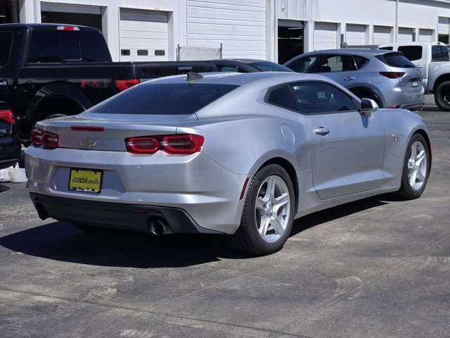 Used 2019 Chevrolet Camaro LT image 8
