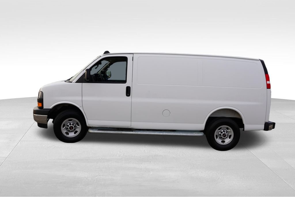 Certified 2025 GMC Savana 2500 w/ Driver Convenience Package RWD image 9