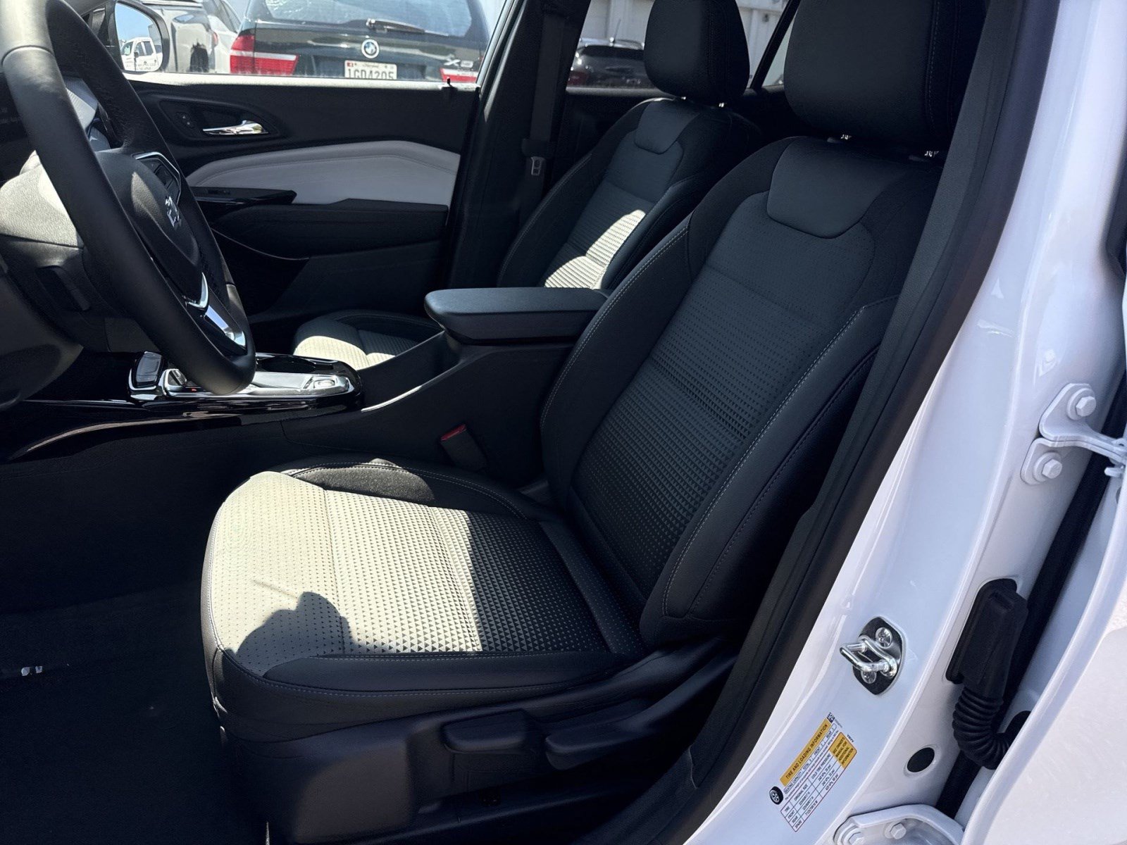 New 2026 Chevrolet Trax LT w/ Driver Confidence Package FWD image 10