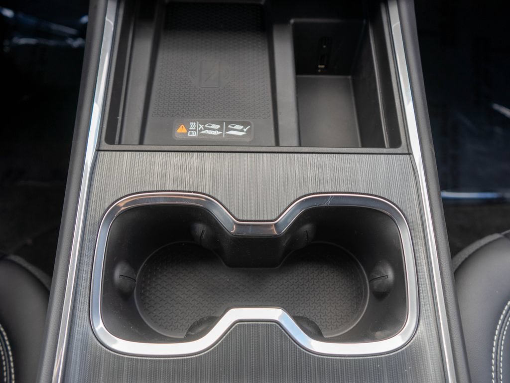 New 2026 GMC Acadia Elevation w/ Black Edition AWD/4WD image 30