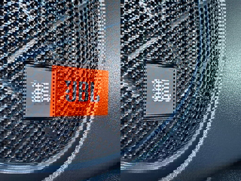 Used 2021 Toyota RAV4 XLE Premium image 30