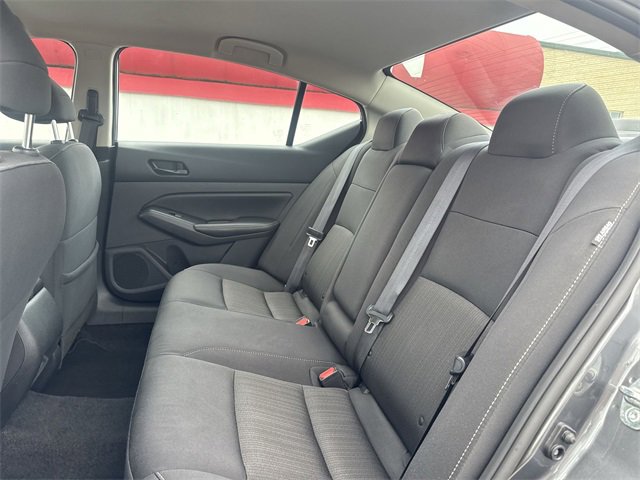 Used 2024 Nissan Altima 2.5 SV image 21