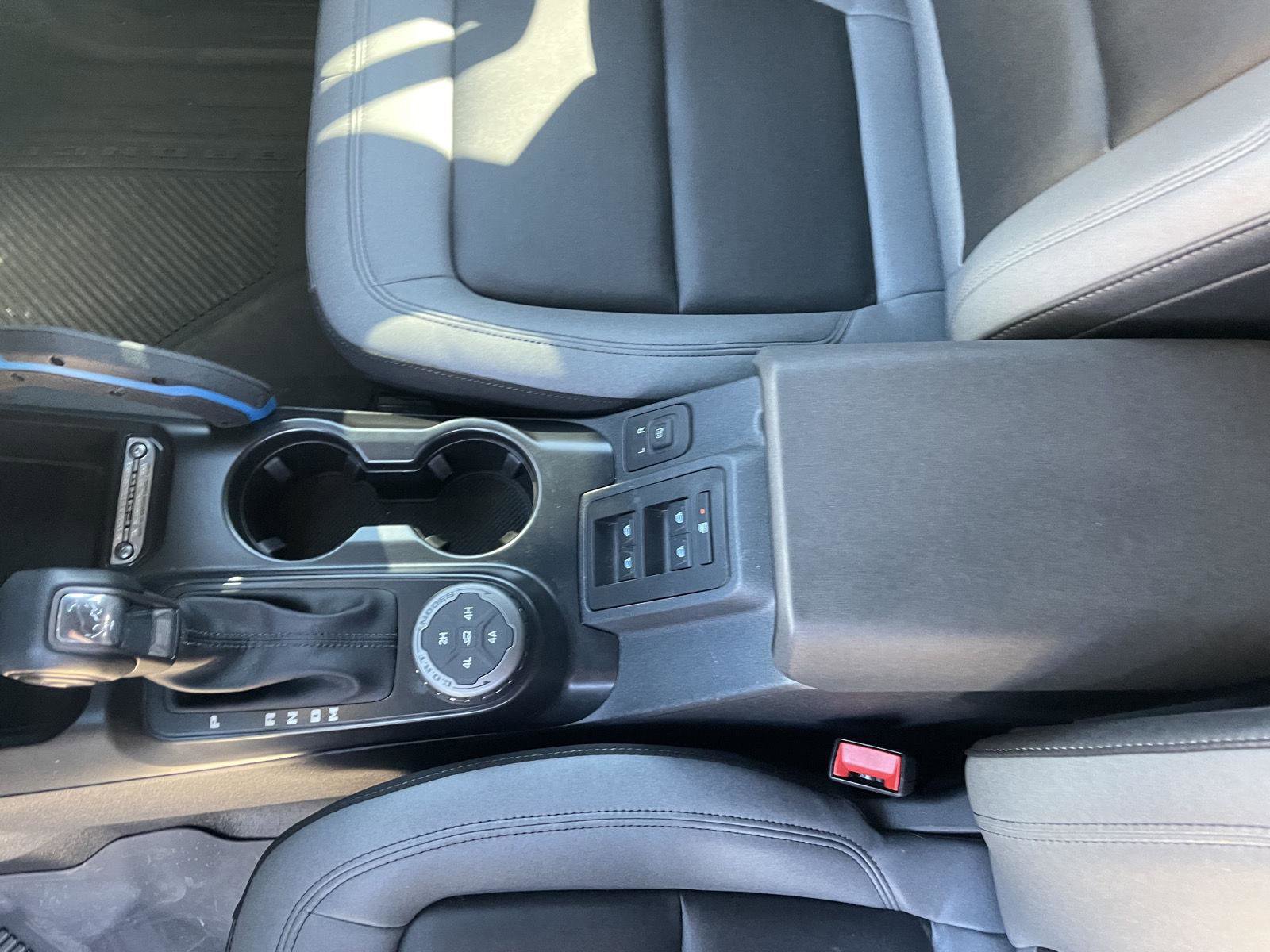 Used 2024 Ford Bronco Black Diamond w/ Sasquatch Package image 21